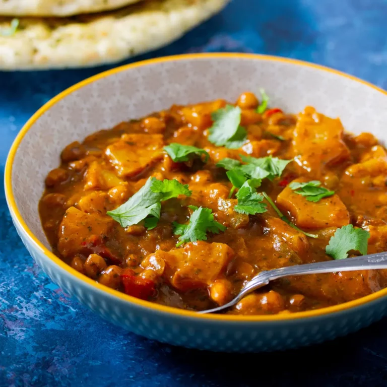 Pineapple & Chickpea Curry Recipe with naan